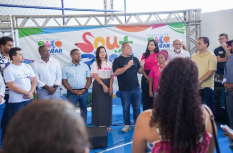 Fred Campos entrega Parquinho Kids, núcleo do Educa Paço e quadra poliesportiva