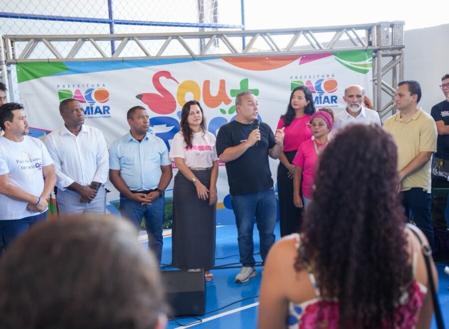Fred Campos entrega Parquinho Kids, núcleo do Educa Paço e quadra poliesportiva
